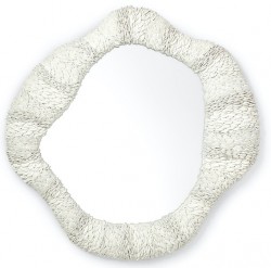 Reese Mirror, Round