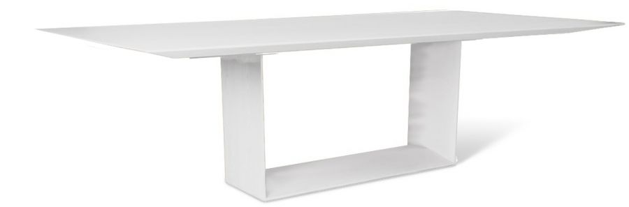 Lombada Dining Table
